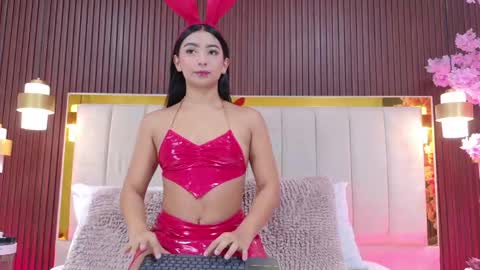 Carolina Paez online show from June 5, 12:33 pm