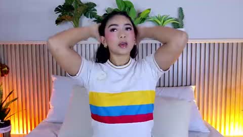 Carolina Paez online show from June 23, 12:14 pm