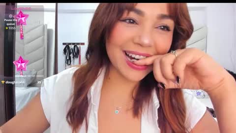 megan_danger_ online show from February 25, 1:43 pm