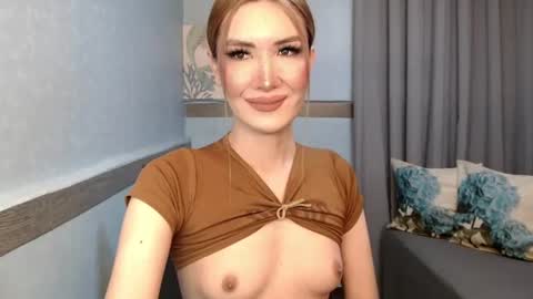 Snapshot of megan_fucks69 chatting on July 10, 6:54 pm Megan online show from July 10, 6:54 pm