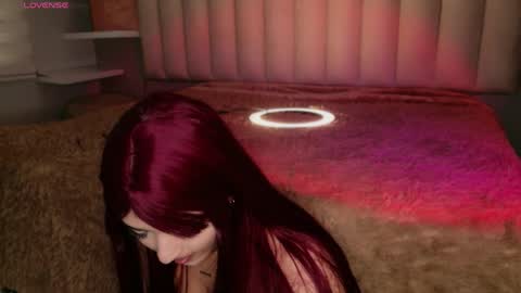 Snapshot of megan_moore__ chatting on April 3, 12:25 pm online show from April 3, 12:25 pm