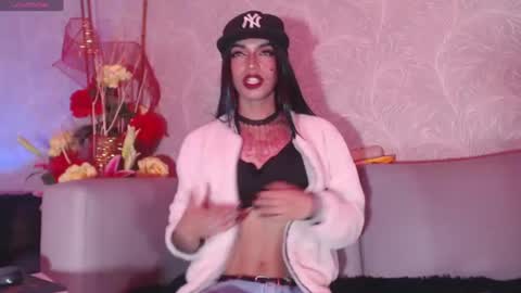 megan_queen12 online show from June 17, 4:59 am