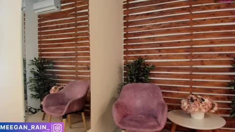 megan_raiin online show from March 11, 6:43 am