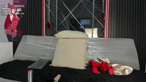 Megan Siner online show from April 8, 12:16 pm