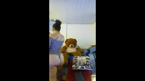 meganhotcurvy online show from February 24, 3:21 pm