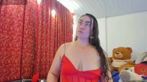 meganhotcurvy online show from July 13, 12:19 pm