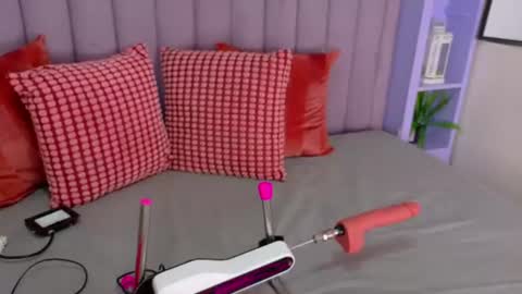 MEGAN online show from June 22, 1:40 am