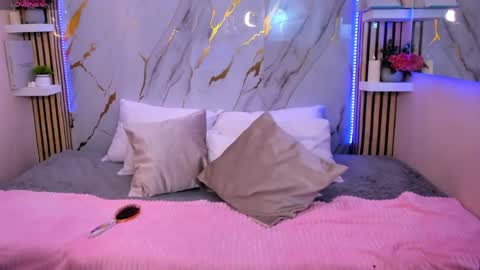 meganlust11 online show from May 15, 11:56 pm