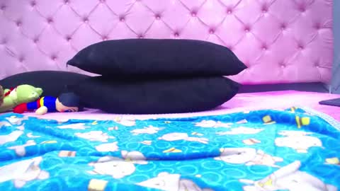 Snapshot of megann_boobs chatting on January 25, 12:59 am Megan online show from January 25, 12:59 am