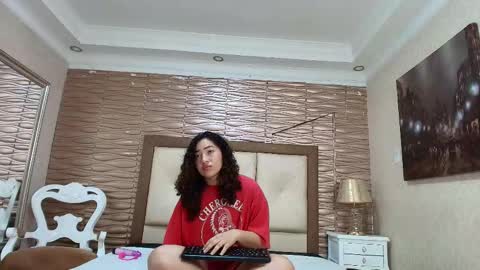 Megan online show from February 5, 11:59 am