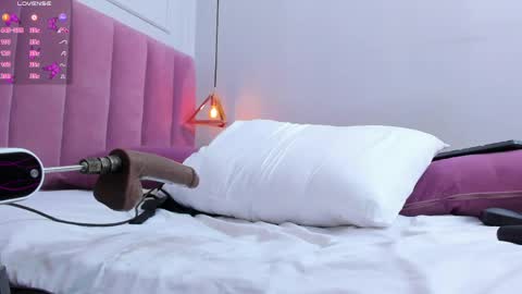 Megan  online show from May 16, 8:18 pm
