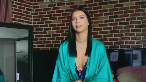 Megan online show from October 16, 4:35 am