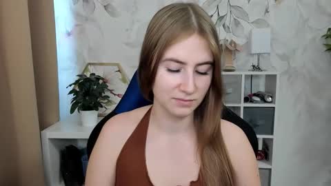 Megan online show from October 12, 11:09 am