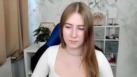 Megan online show from December 16, 1:49 pm