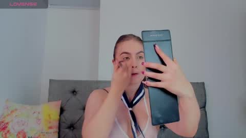 megansammy online show from May 8, 7:08 pm