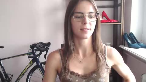 Megi online show from March 29, 8:14 am