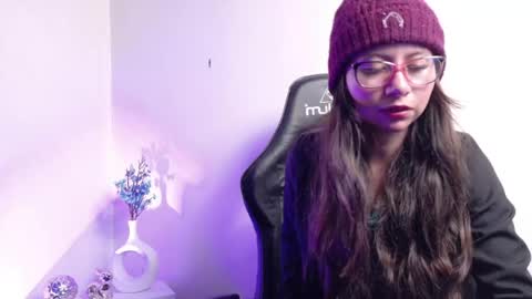 Mei online show from April 21, 1:07 am