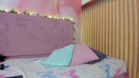 melanie__evans online show from April 24, 11:01 am