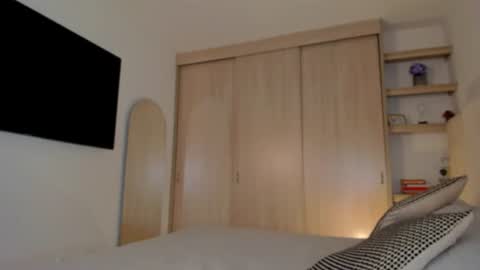 melanie_diaz online show from August 6, 1:40 am