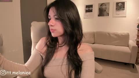 Melanie online show from May 29, 2:09 am