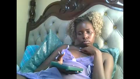 melaninblue online show from June 8, 4:07 pm
