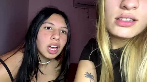 Valentina y Melissa online show from May 28, 2:42 am