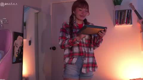 Snapshot of meliflua_a chatting on July 3, 6:58 pm Meli online show from July 3, 6:58 pm