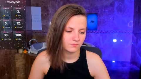 Melinda online show from July 4, 1:56 am