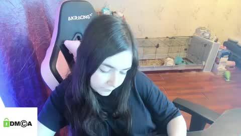 melisanilson online show from April 22, 10:22 pm