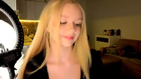 Mel or Lissa 3 Welcome here online show from July 3, 10:16 pm