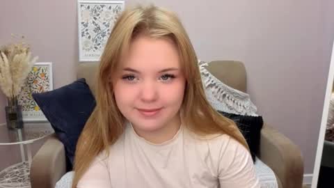 Snapshot of melissa_199 chatting on November 7, 7:19 am Sophia online show from November 7, 7:19 am