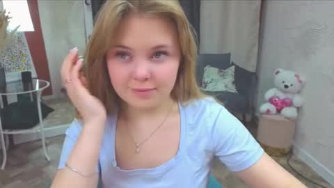 Snapshot of melissa_199 chatting on December 4, 11:08 am Sophia online show from December 4, 11:08 am