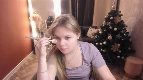 Snapshot of melissa_199 chatting on December 18, 5:24 am Sophia online show from December 18, 5:24 am