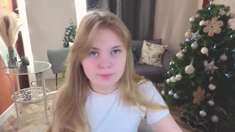 Snapshot of melissa_199 chatting on January 6, 5:22 am Sophia online show from January 6, 5:22 am