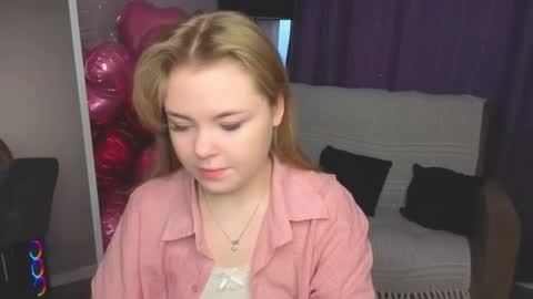 Snapshot of melissa_199 chatting on February 12, 5:35 am Sophia online show from February 12, 5:35 am