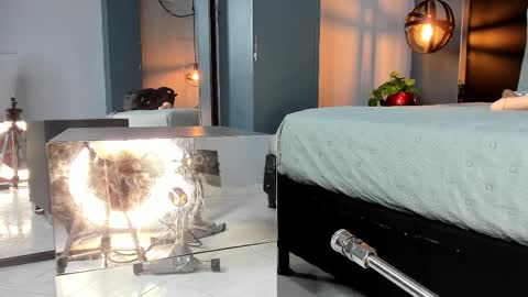 Snapshot of melissa_23_ chatting on November 9, 11:30 am melissa_23_ online show from November 9, 11:30 am