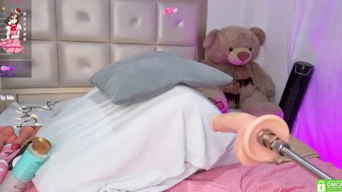 melissa_luu online show from March 20, 9:19 pm