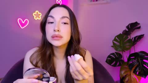 Melissa online show from May 7, 5:24 am