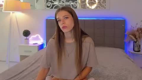 MelissaCrayzy online show from August 1, 5:29 am