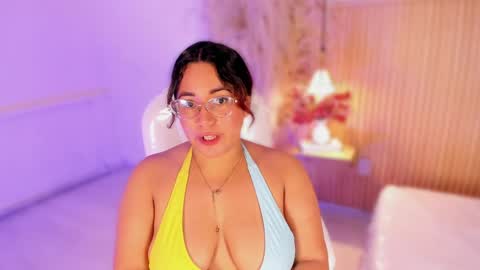 M E L I S S A  online show from April 19, 11:53 am