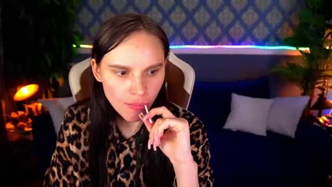melissamoonnn online show from August 1, 5:34 pm