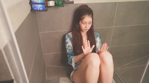 Snapshot of melissaxcbx chatting on November 23, 1:44 pm NEXT STREAM in 7 3gmt--- online show from November 23, 1:44 pm