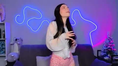 Snapshot of mellhyees chatting on January 15, 5:05 pm mellhyees online show from January 15, 5:05 pm