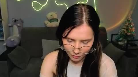 Snapshot of mellhyees chatting on January 16, 5:50 pm mellhyees online show from January 16, 5:50 pm