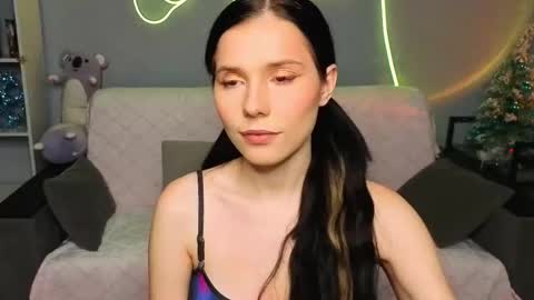 Snapshot of mellhyees chatting on January 18, 5:06 pm mellhyees online show from January 18, 5:06 pm