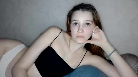 Mellisa online show from April 18, 5:17 pm