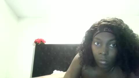 melmel262626 online show from December 17, 11:06 am