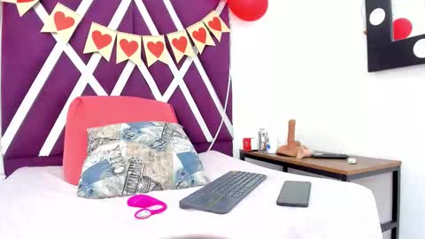 melody_campbell online show from February 19, 1:07 pm