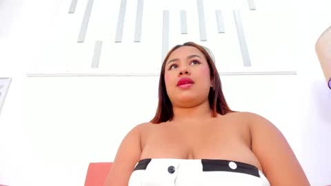 melody_campbell online show from February 24, 2:26 pm