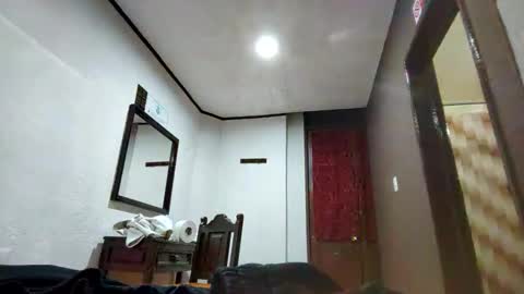 Snapshot of meltingdab chatting on November 2, 11:51 pm meltingdab online show from November 2, 11:51 pm